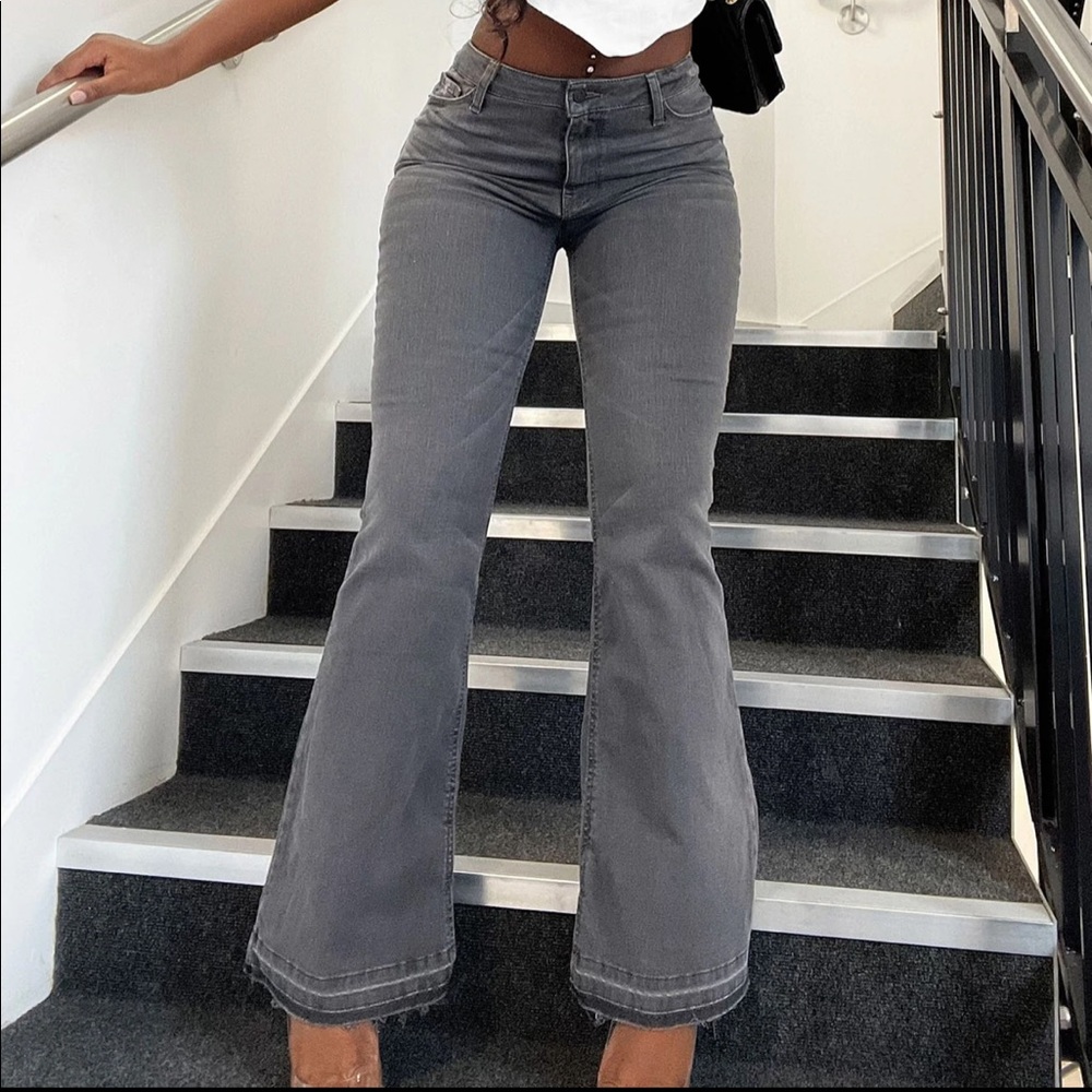 Social List Side Slit Jeans - Grey